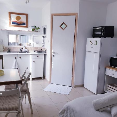 エイラートכרמונ'ס פטיו - Carmona'S Patioアパートメント 部屋 写真